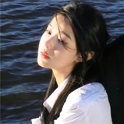 校草是女生